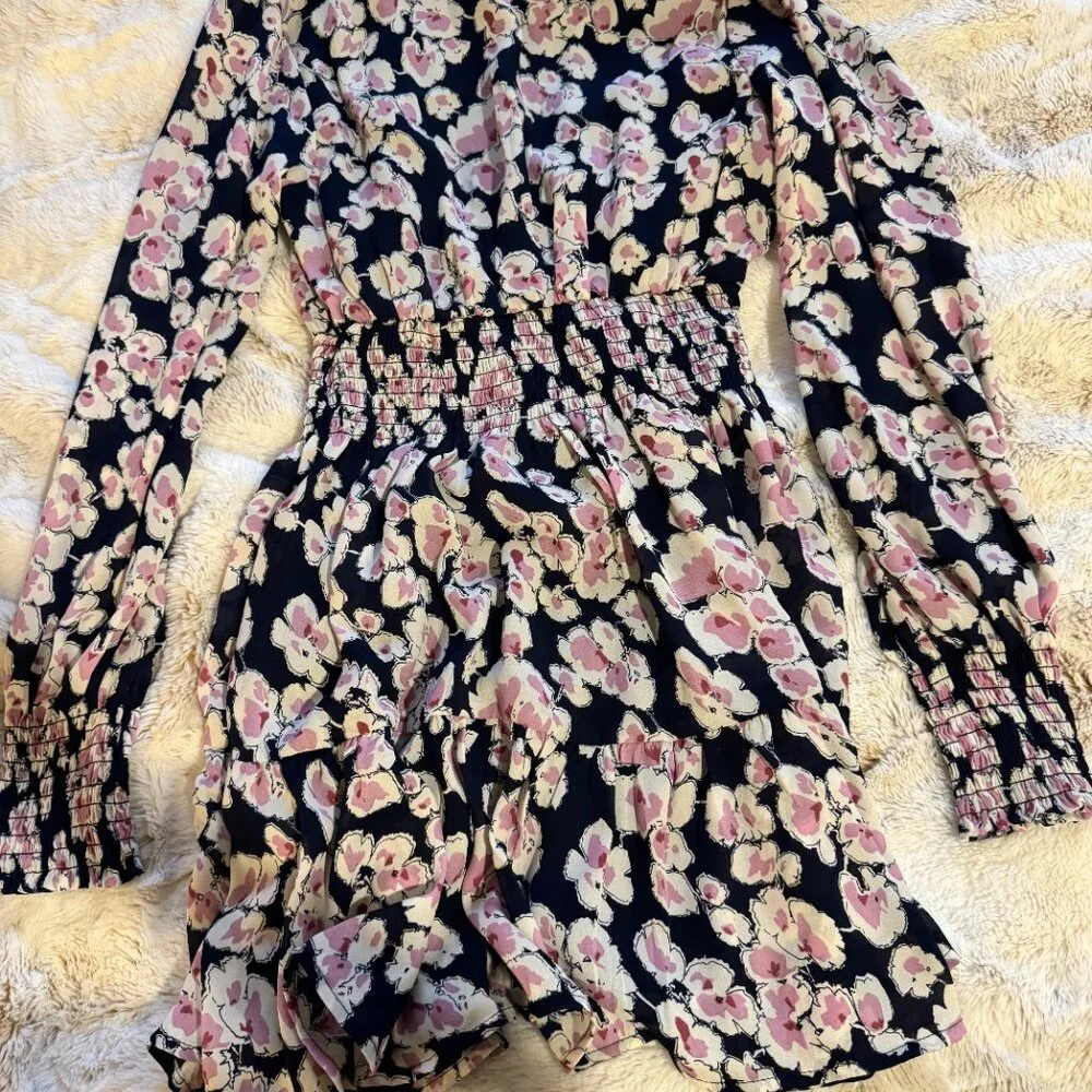 Abercrombie Long-Sleeve Smocked Waist Mini Dress (Petite XS) - Picture 4 of 5